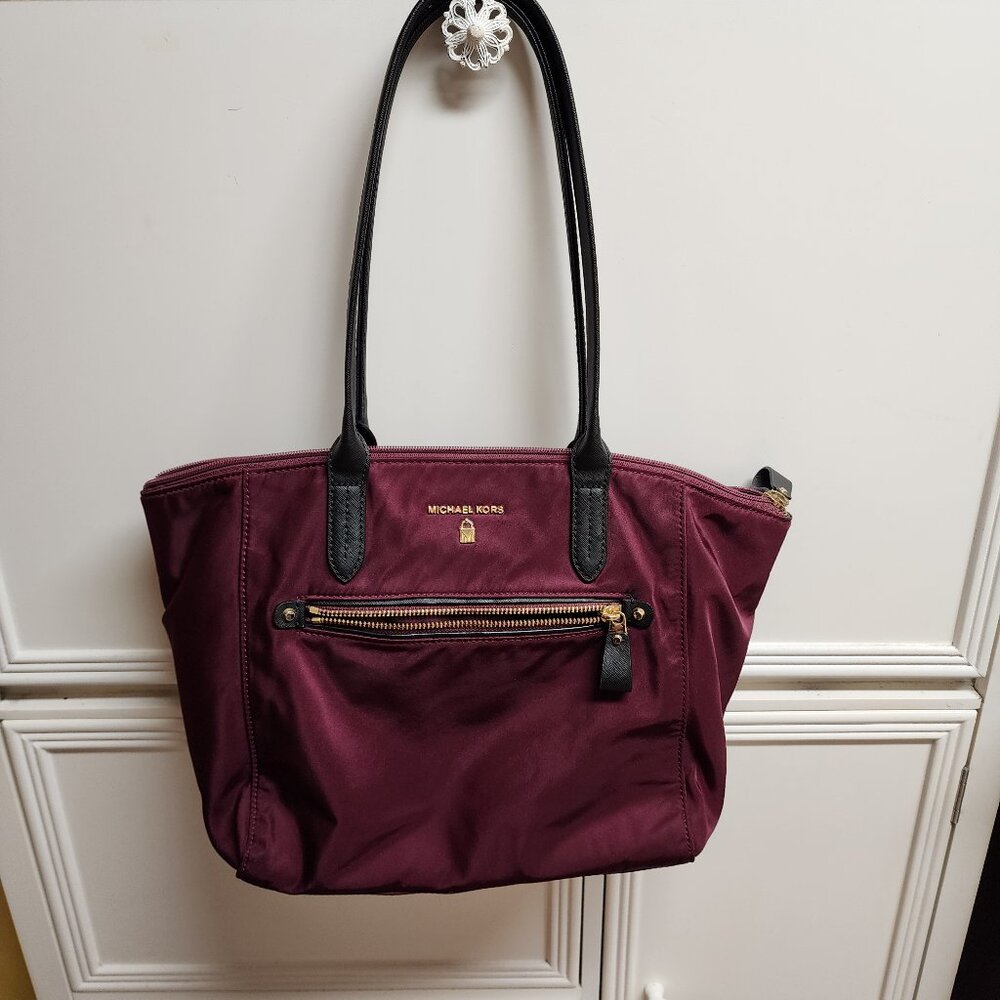 Michael Kors Kelsey Medium Burgundy  *Black Leather trim/Gold hardware